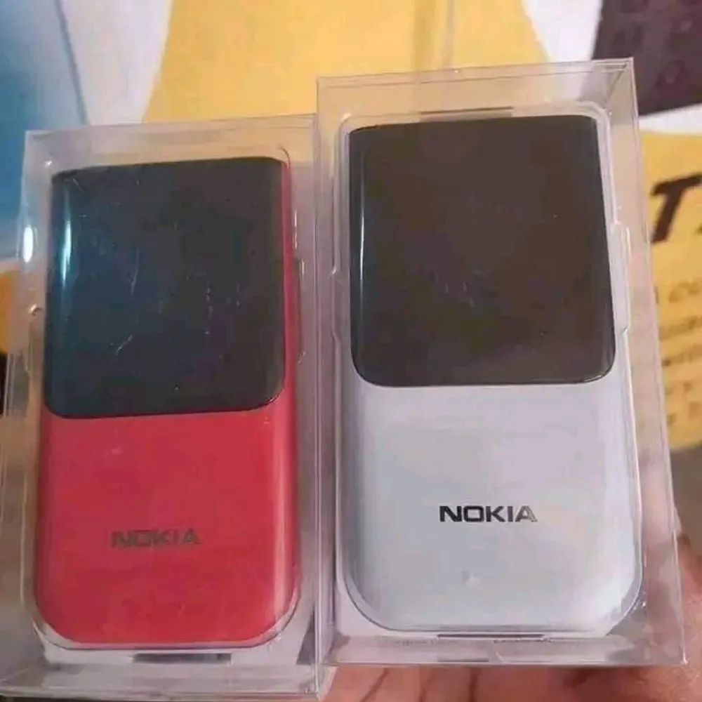 Nokia 2720 flip